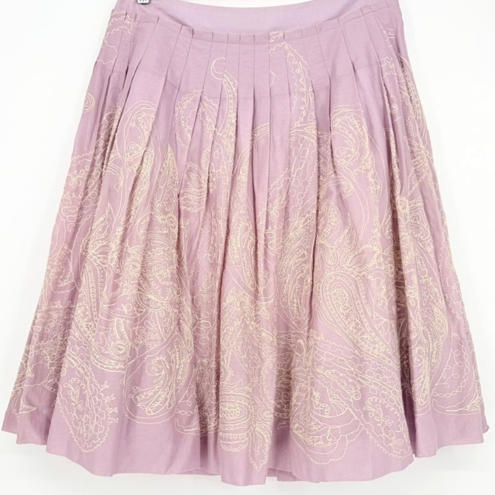 Talbots Lavender Embroidered Skirt Size 6 Purple Romantic Twee Natural Fiber